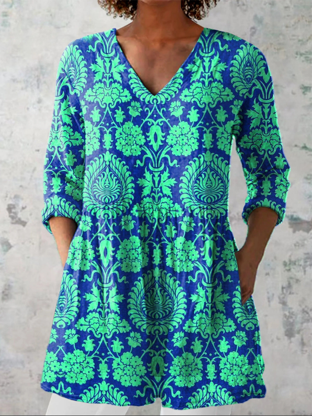 Ines | Duga Bluza s V-Izrezom