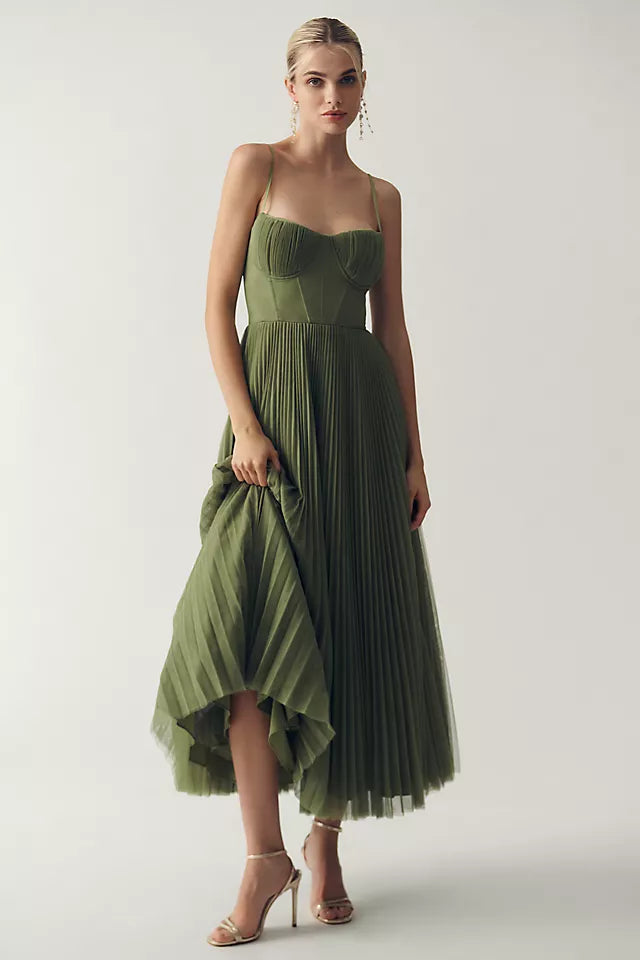 Lumira - Fluidna Elegancija u Tulu