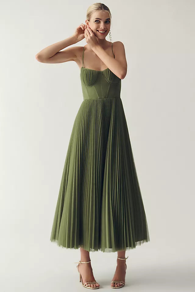 Lumira - Fluidna Elegancija u Tulu
