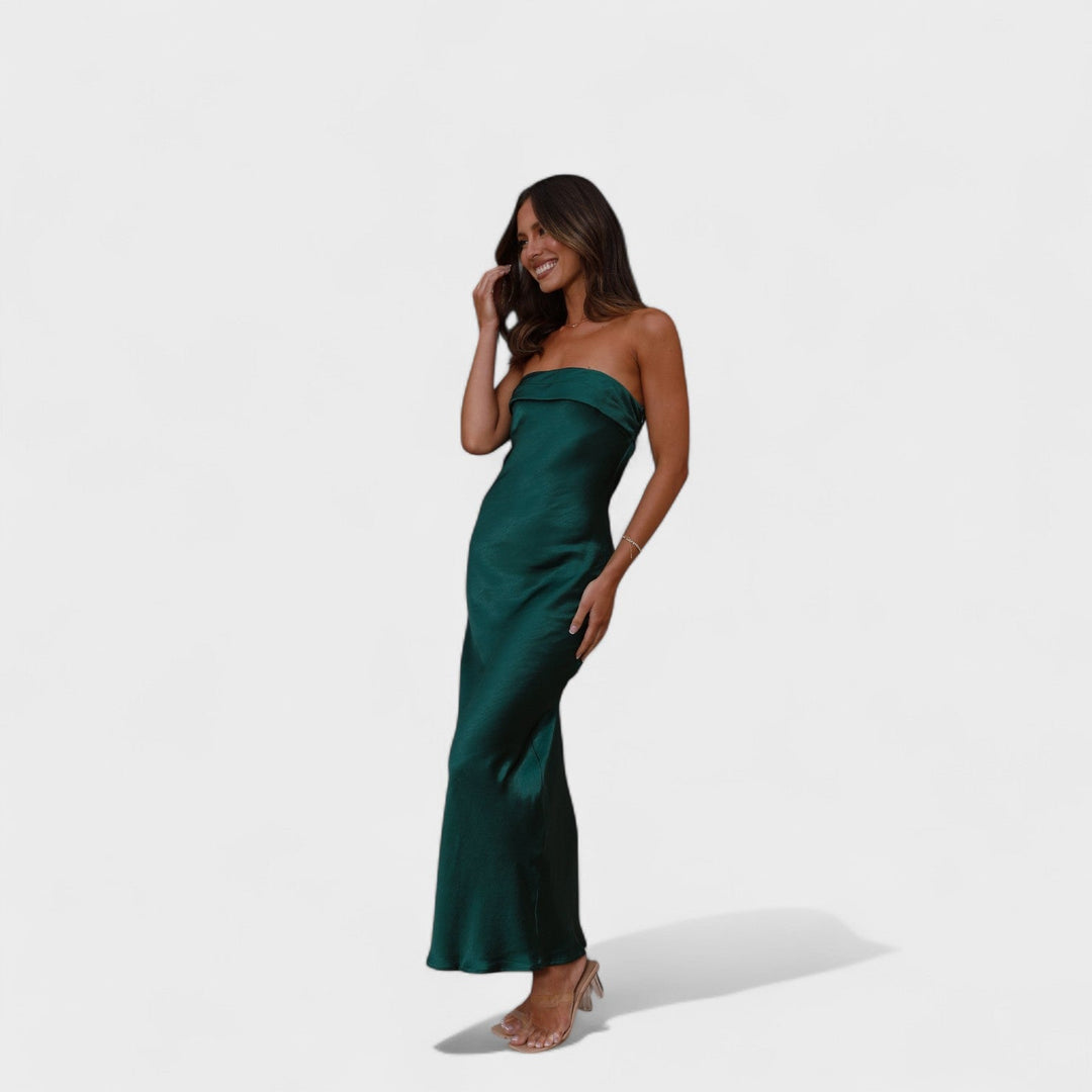 Carmen – Crna Satenska Bez Naramenica